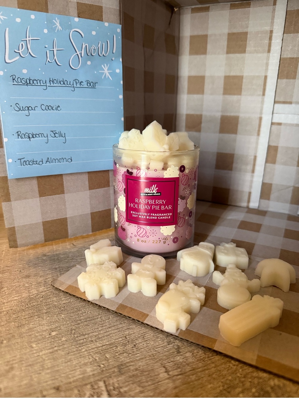 Raspberry Holiday Pie Bar wax melts